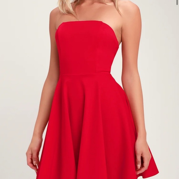 Lulus women’s About a Twirl Red Strapless Skater mini dress size medium - Picture 2 of 9